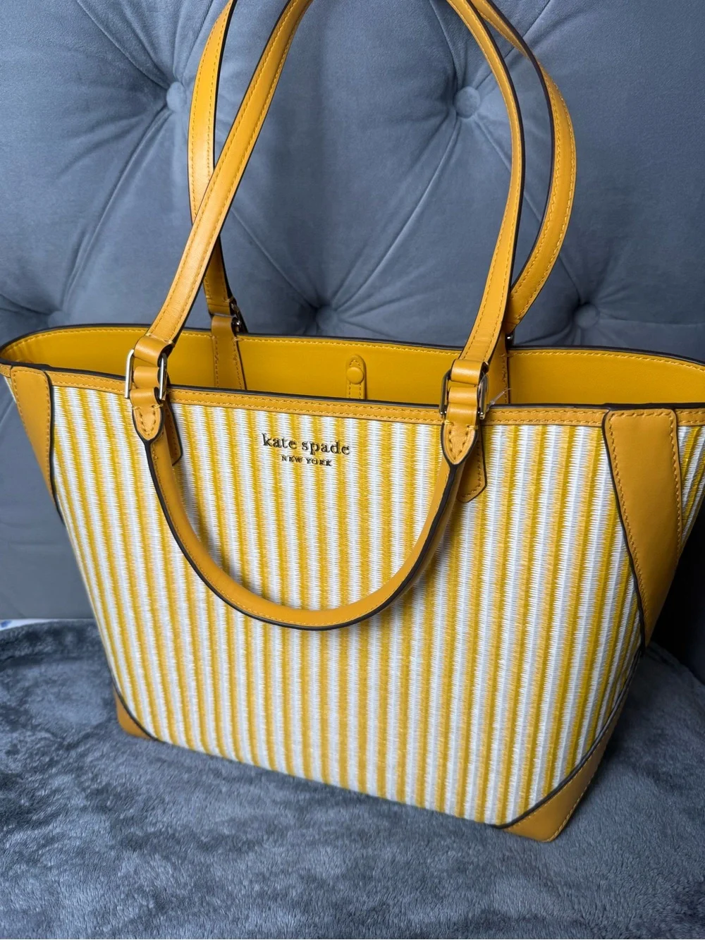 Kate spade Buddie Striped Straw Small Tote yellow and white new with tag